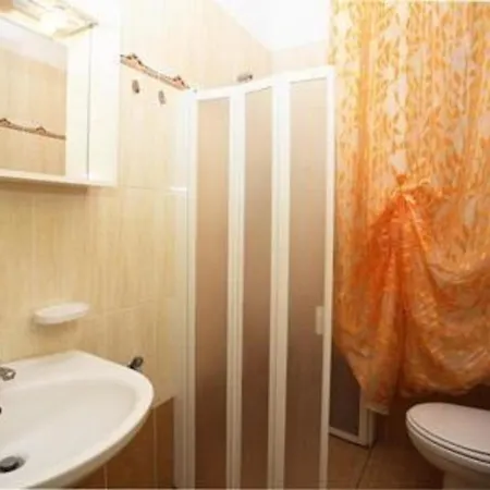 Fuer 6 Personen Ca 70 Qm In Bibione, Adriakueste Italien Und Umgebung Lejlighed Bibione