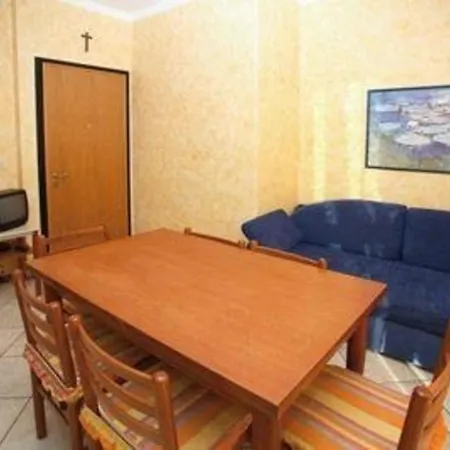 Fuer 6 Personen Ca 70 Qm In Bibione, Adriakueste Italien Und Umgebung アパート